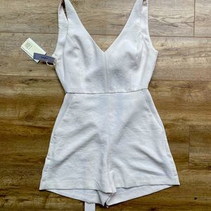 Never worn gorgeous Wilfred romper. Perfect for summer!